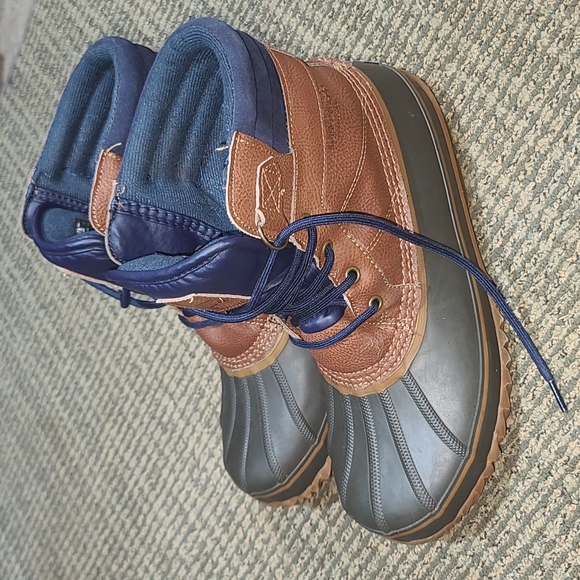 London Fog 10M Boots - Picture 2 of 9